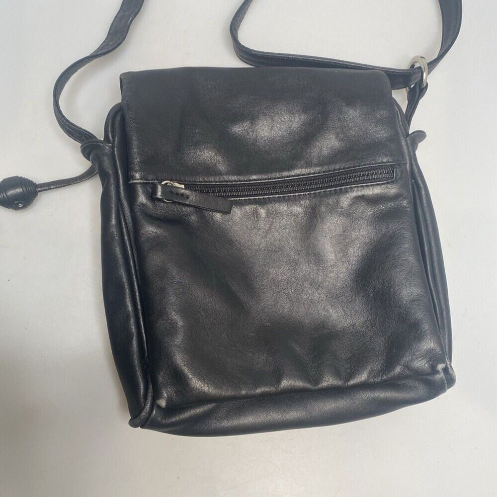 Bruno Rossi Black Italian Leather Crossbody Bag | 7x9x6” | Made in Italy | EUC - Picture 9 of 16